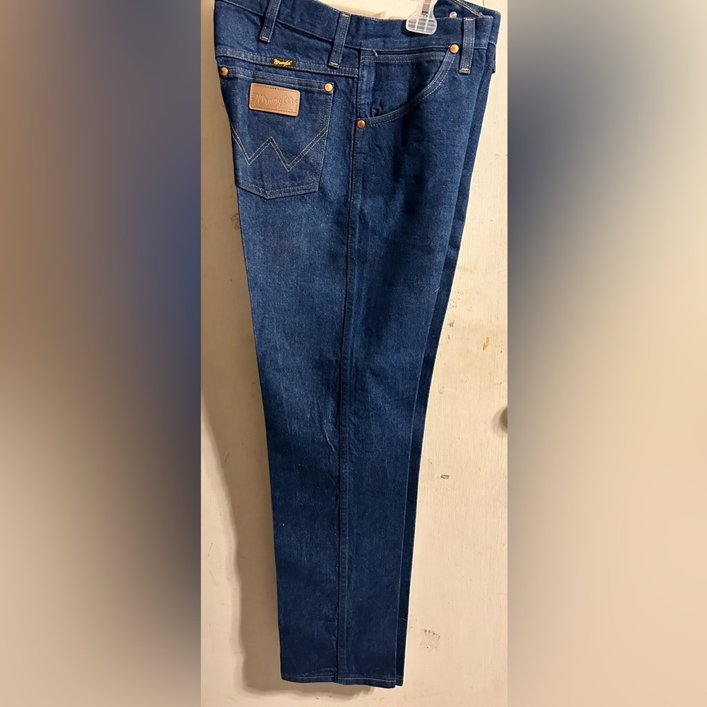 Men’s Wrangler Bootcut Jeans (heavy starch)